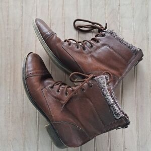 Mudd Cognac Brown Faux Leather Sock Lining Lace-Up Back Zipper Ankle Boots